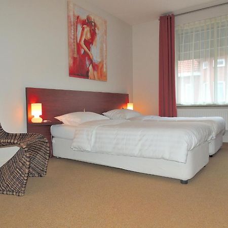 Hotel Mieke Pap Poppel Exterior photo